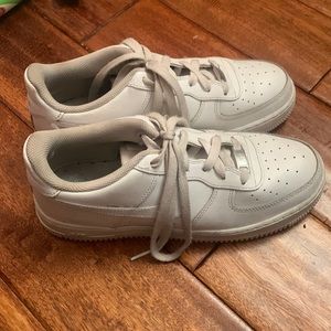 White Air Force 1s (AF1) (OPEN FOR NEGOTIATION)